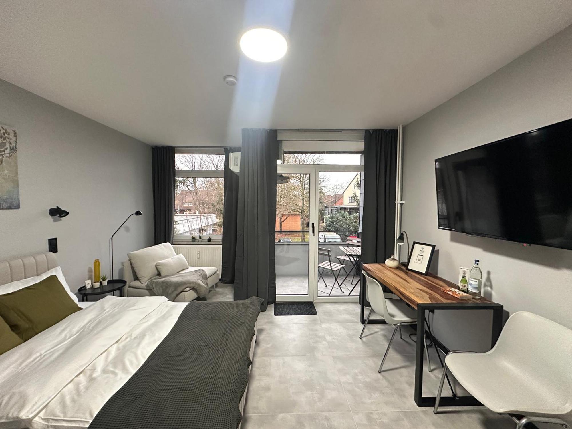Langenhagen - Mit Balkon, Ebk Und Parkplatz Apartment