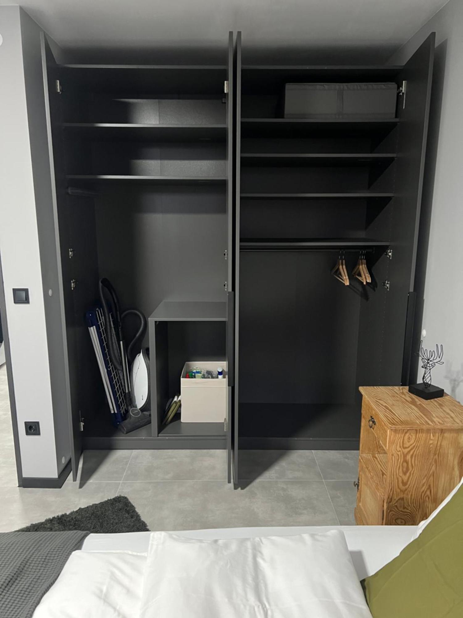 Apartment Langenhagen - Mit Balkon, Ebk Und Parkplatz *